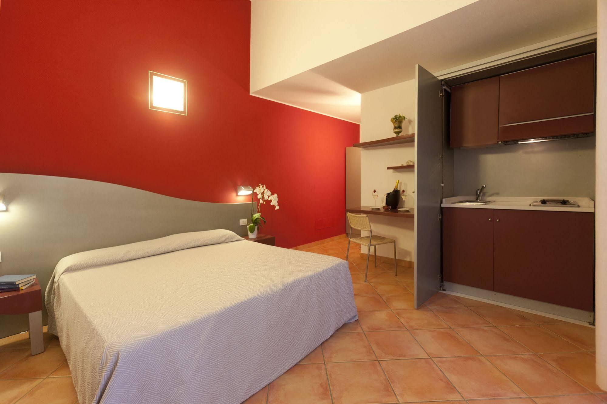 Residence Pineta Albinia Esterno foto